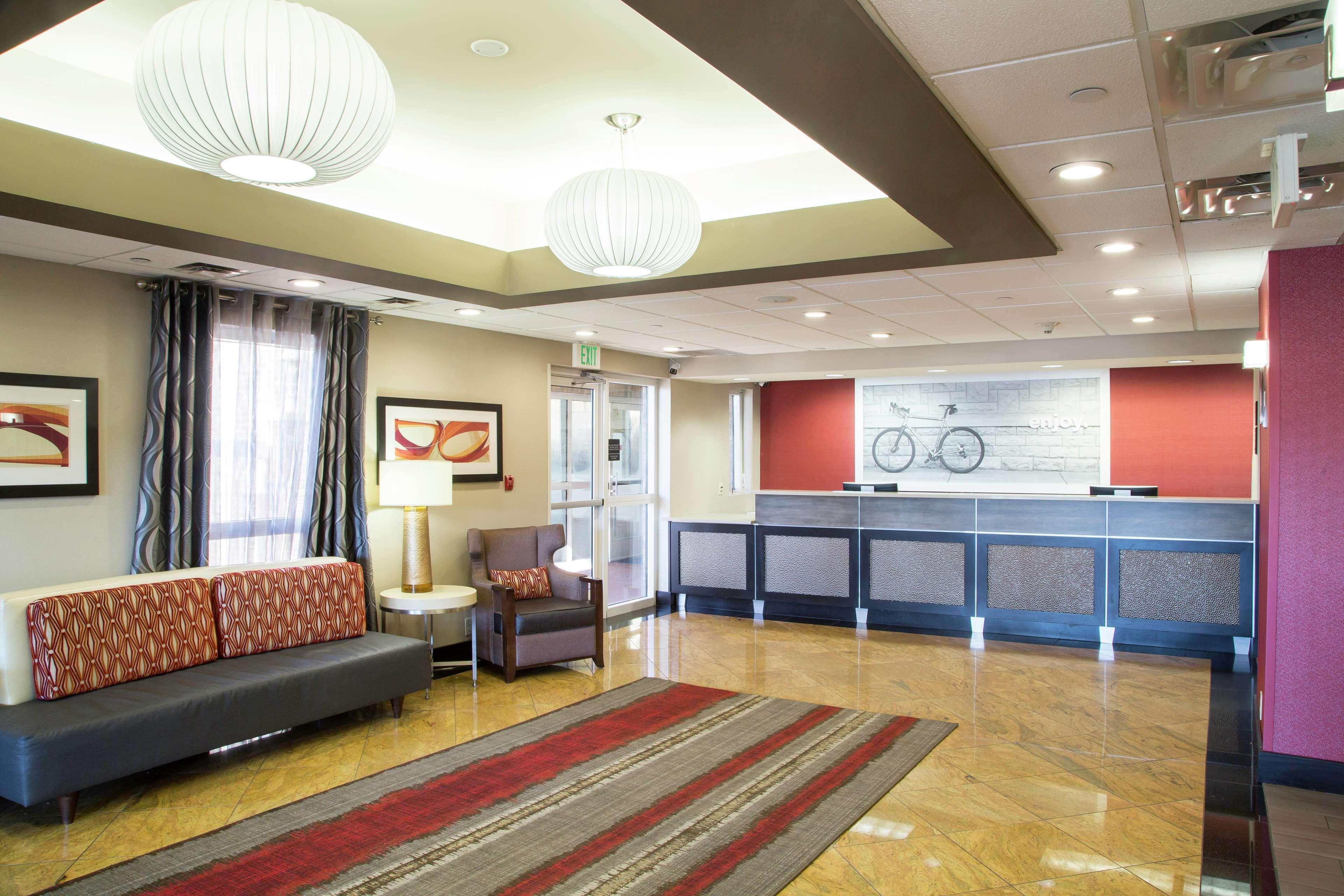Hampton Inn Oxford-West Exterior photo