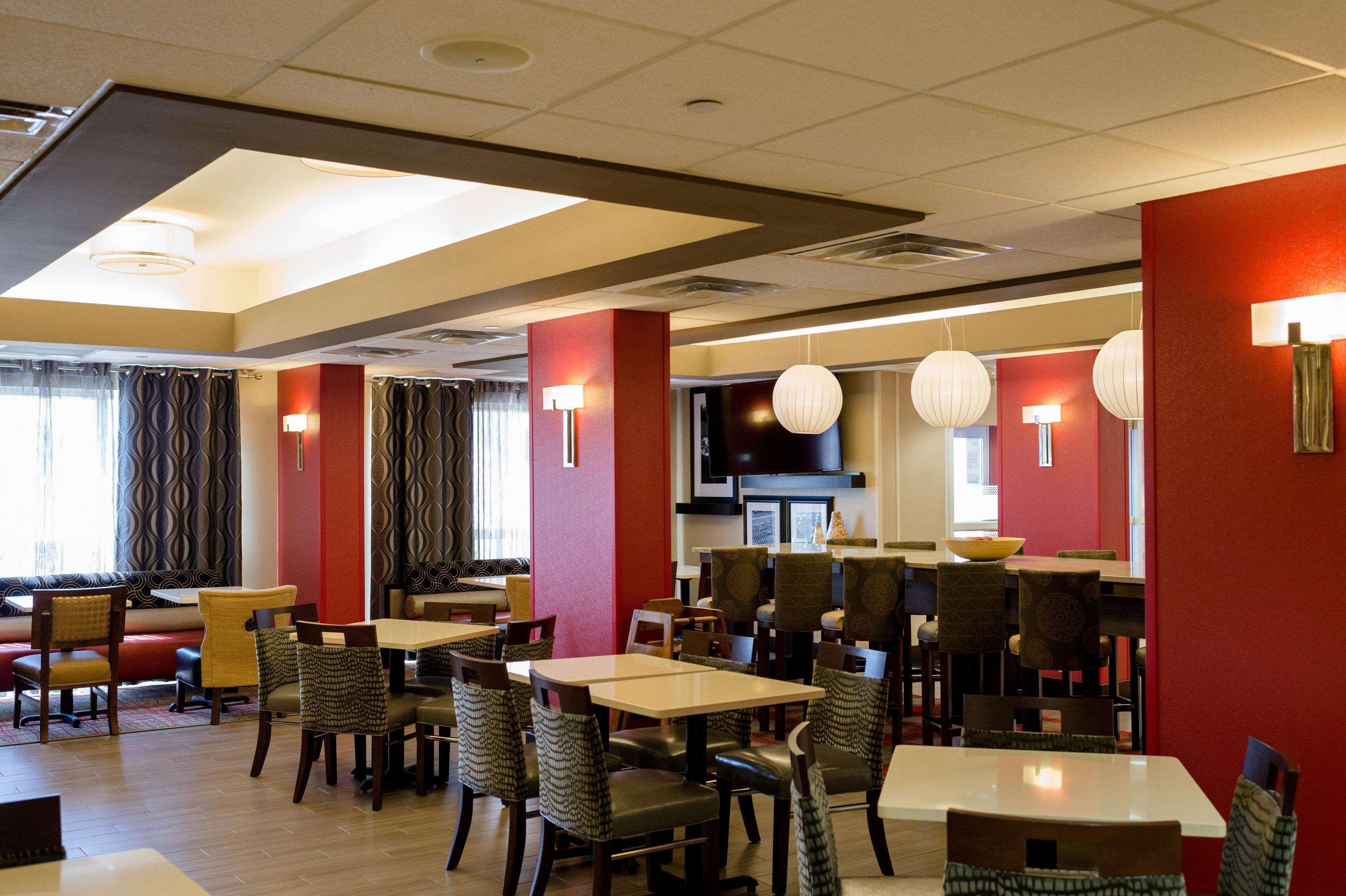 Hampton Inn Oxford-West Exterior photo